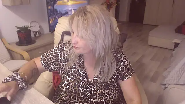 Divineblond online show from September 24, 2025, 10:46 pm