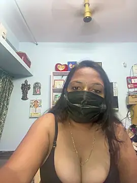 Snapshot of Deepuu__Telugu chatting on July 14, 2026, 6:02 pm Deepuu Telugu online show from July 14, 2026, 6:02 pm