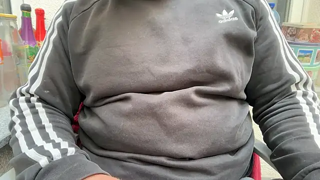 familycouple74 online show from April 23, 2026, 9:52 am