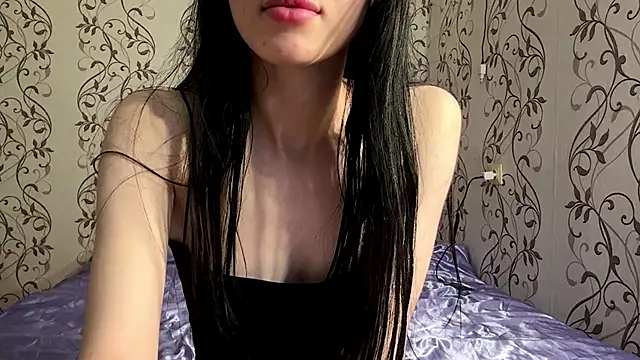 Snapshot of RosamondRuhn chatting on May 3, 2026, 11:05 am RosamondRuhn online show from May 3, 2026, 11:05 am