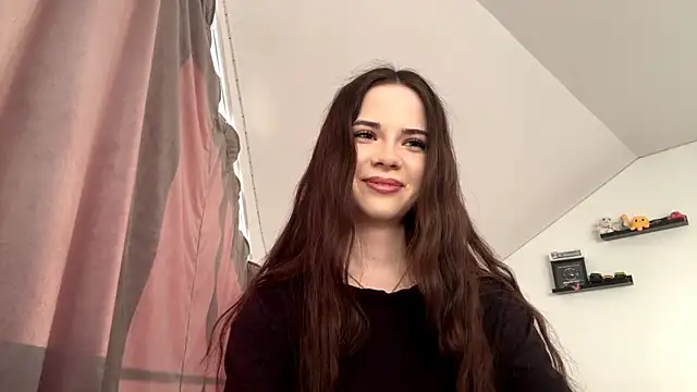 Snapshot of JoellaGrode chatting on May 19, 2026, 5:41 pm JoellaGrode online show from May 19, 2026, 5:41 pm