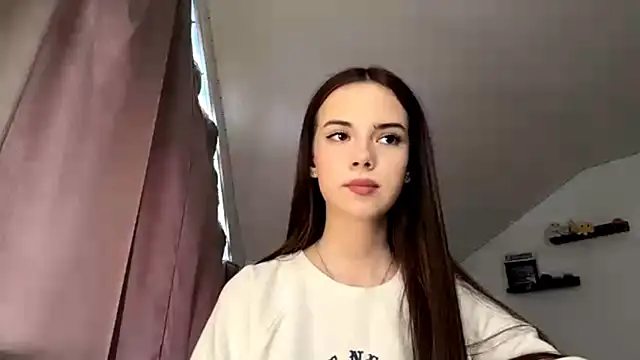 Snapshot of JoellaGrode chatting on June 14, 2026, 4:42 pm JoellaGrode online show from June 14, 2026, 4:42 pm