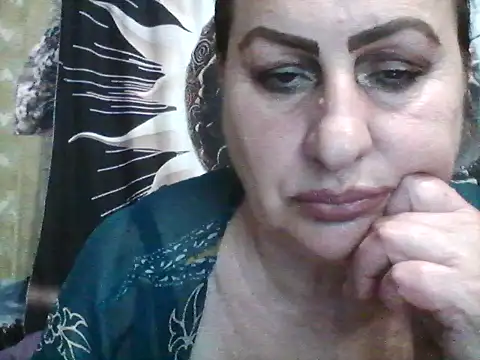 Snapshot of LoaqLovew chatting on July 25, 2026, 9:07 am LoaqLovew online show from July 25, 2026, 9:07 am