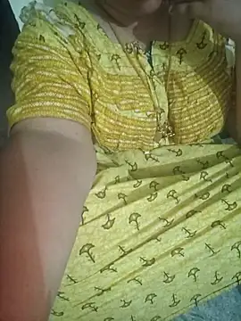 Snapshot of Call_Honey chatting on July 7, 2026, 2:21 pm Call Honey online show from July 7, 2026, 2:21 pm