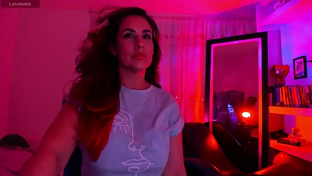 BrunaBulloock online show from July 6, 2026, 4:31 am