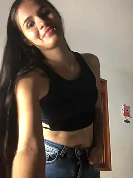 iris098765 online show from April 30, 2026, 1:50 pm