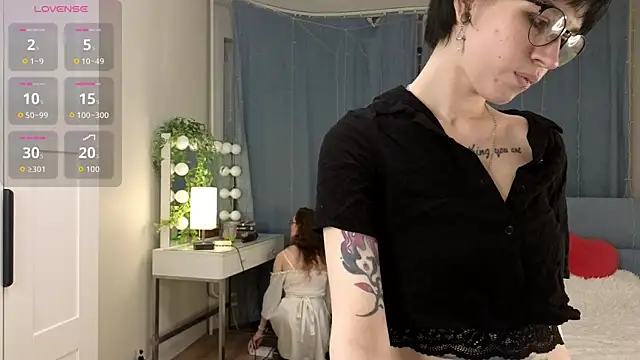 TeaseDealer online show from May 6, 2026, 9:09 pm