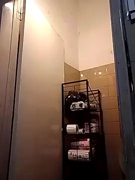 KiaraDoll online show from April 27, 2026, 3:10 pm