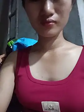 Snapshot of Rosie_LoveUU chatting on May 16, 2026, 10:47 am Rosie LoveUU online show from May 16, 2026, 10:47 am