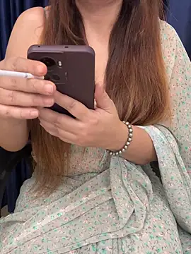 Snapshot of Naughty-Shreenn chatting on June 11, 2026, 7:56 pm Naughty-Shreenn online show from June 11, 2026, 7:56 pm