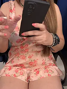 Snapshot of Naughty-Shreenn chatting on July 22, 2026, 5:38 pm Naughty-Shreenn online show from July 22, 2026, 5:38 pm
