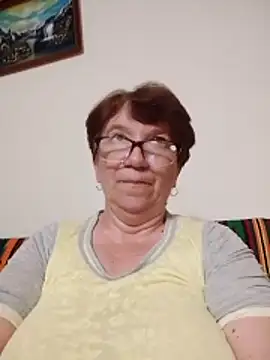 KetQueen101 online show from May 20, 2026, 8:48 pm