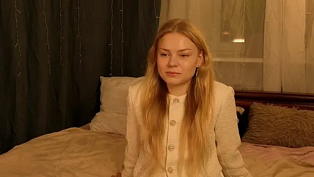 Snapshot of LavonaMadlem chatting on May 31, 2026, 9:16 pm LavonaMadlem online show from May 31, 2026, 9:16 pm
