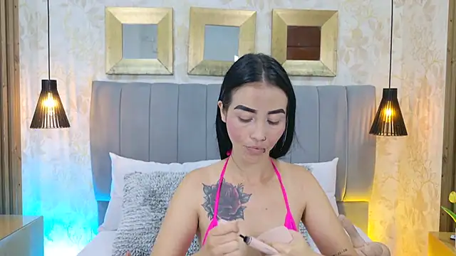 Snapshot of Sophie_Vega chatting on July 15, 2026, 3:45 am Sophie Vega online show from July 15, 2026, 3:45 am