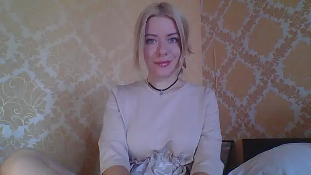 Snapshot of Softy_Aura_ chatting on July 20, 2026, 9:45 am Softy Aura online show from July 20, 2026, 9:45 am