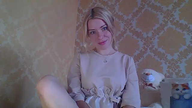 Snapshot of Softy_Aura_ chatting on July 24, 2026, 3:21 pm Softy Aura online show from July 24, 2026, 3:21 pm