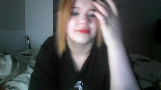 Amanda Mia  online show from June 25, 2026, 5:06 pm