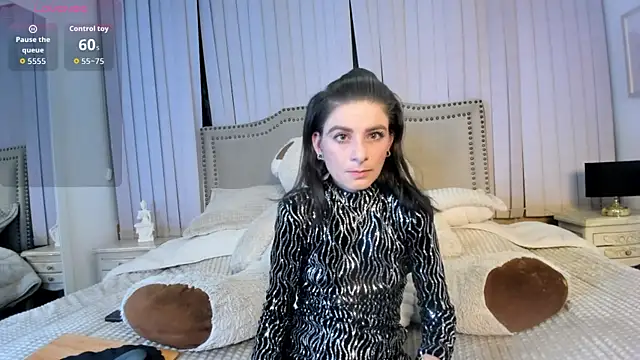 Snapshot of mariana__thompson chatting on June 26, 2026, 3:11 am mariana thompson online show from June 26, 2026, 3:11 am