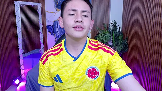 Snapshot of Andres_Tay chatting on May 31, 2026, 2:53 am Andres Tay online show from May 31, 2026, 2:53 am