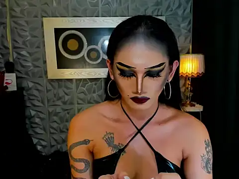 Snapshot of lubottarah chatting on July 16, 2026, 8:37 pm lubottarah online show from July 16, 2026, 8:37 pm