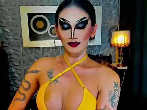 Snapshot of lubottarah chatting on August 4, 2026, 1:14 pm lubottarah online show from August 4, 2026, 1:14 pm
