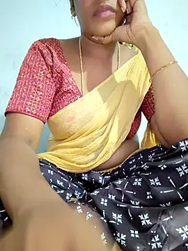 Tamil Hot HoneyBee online show from July 3, 2026, 6:47 pm