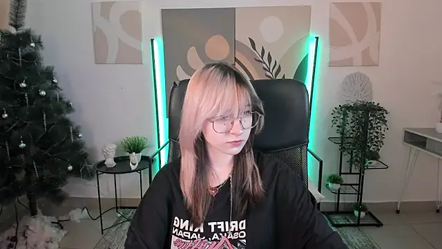 NyxCalderra online show from May 8, 2026, 8:52 am