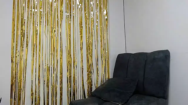 BlondeNatalia online show from July 16, 2026, 3:45 am