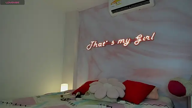 Iam Caami  online show from July 16, 2026, 6:58 pm