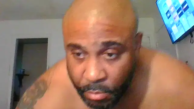 Snapshot of AlexanderTheGirth chatting on May 9, 2026, 10:37 pm AlexanderTheGirth online show from May 9, 2026, 10:37 pm