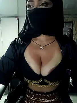 nadia  abaud online show from March 11, 2025, 2:43 am