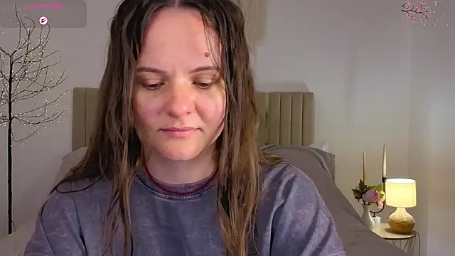 Snapshot of Magic_bunnyy_ chatting on July 31, 2026, 6:46 am Magic bunnyy online show from July 31, 2026, 6:46 am