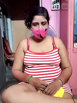 Snapshot of Rulali_44 chatting on May 22, 2026, 2:33 pm Rulali 44 online show from May 22, 2026, 2:33 pm