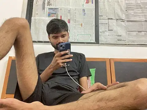 BBCHORNEYDADDY online show from May 3, 2026, 4:24 pm