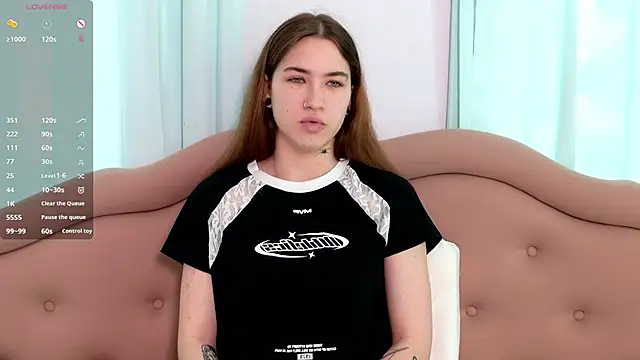 EvaAndLuna online show from June 20, 2026, 12:36 am
