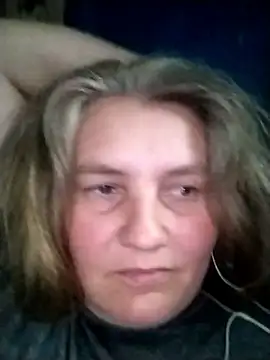 Snapshot of IrisMaris37 chatting on June 10, 2026, 9:19 am IrisMaris37 online show from June 10, 2026, 9:19 am