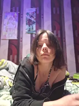 sweet angely online show from April 30, 2026, 7:53 pm