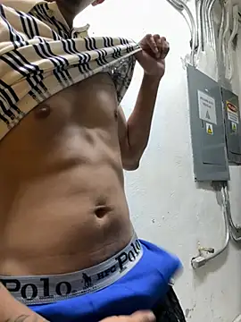 JAAVICU00 online show from April 26, 2026, 1:47 am