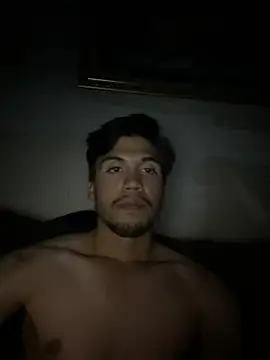 handsomefeel online show from April 29, 2026, 7:01 am