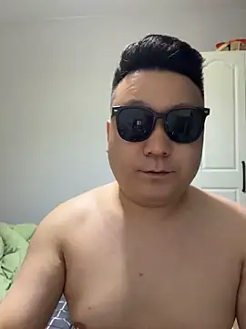 langzi-888 online show from June 9, 2026, 12:28 pm