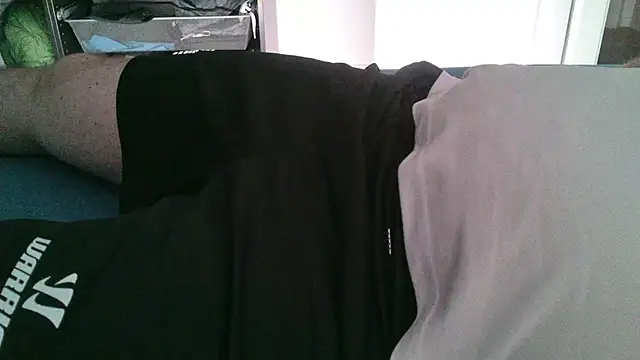 horny-bear89 online show from May 29, 2026, 9:46 pm