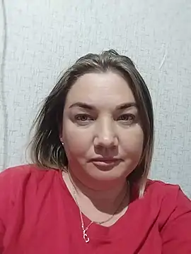 Snapshot of MiyaOlliver chatting on July 29, 2026, 6:06 pm MiyaOlliver online show from July 29, 2026, 6:06 pm