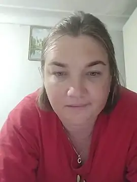 Snapshot of MiyaOlliver chatting on July 30, 2026, 12:15 pm MiyaOlliver online show from July 30, 2026, 12:15 pm