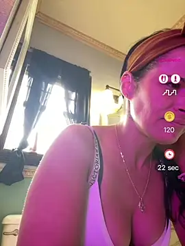 Snapshot of Vanessa_Valentine chatting on June 17, 2026, 4:08 pm Vanessa Valentine online show from June 17, 2026, 4:08 pm