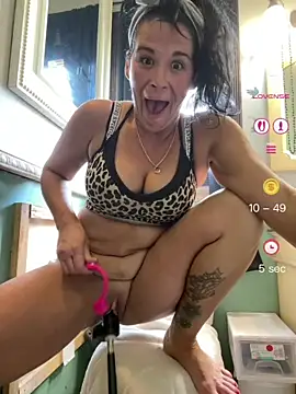 Snapshot of Vanessa_Valentine chatting on June 21, 2026, 3:36 pm Vanessa Valentine online show from June 21, 2026, 3:36 pm