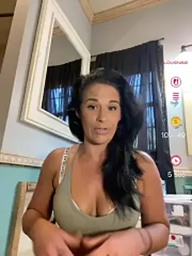 Snapshot of Vanessa_Valentine chatting on July 2, 2026, 3:07 pm Vanessa Valentine online show from July 2, 2026, 3:07 pm