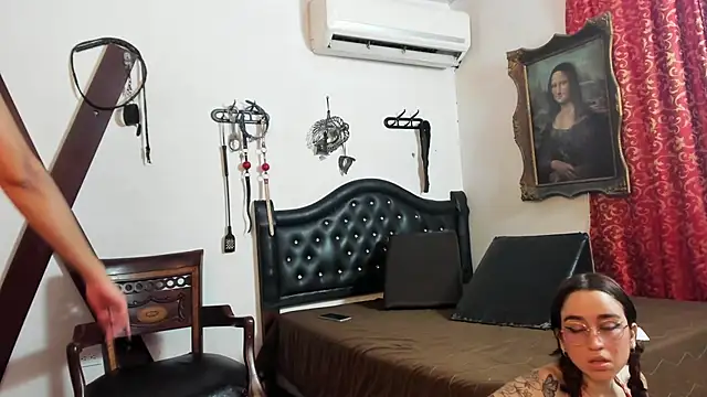 Snapshot of BelindaHedone1 chatting on June 24, 2026, 7:46 pm BelindaHedone1 online show from June 24, 2026, 7:46 pm