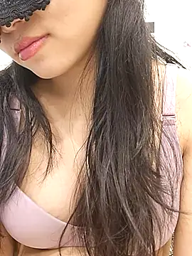 Snapshot of silkyhairs chatting on June 3, 2026, 6:38 am silkyhairs online show from June 3, 2026, 6:38 am
