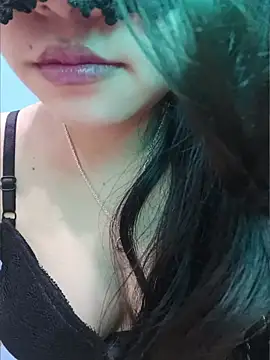 Snapshot of silkyhairs chatting on June 30, 2026, 5:41 am silkyhairs online show from June 30, 2026, 5:41 am