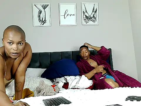 Snapshot of Matic_and_LaToyah chatting on May 18, 2026, 10:26 pm Matic and LaToyah online show from May 18, 2026, 10:26 pm